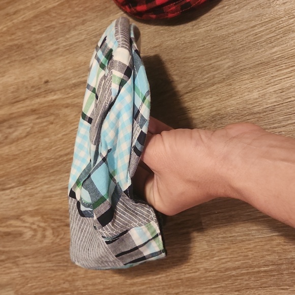 Bundle of Boys Plaid Flat Caps - Picture 6 of 16